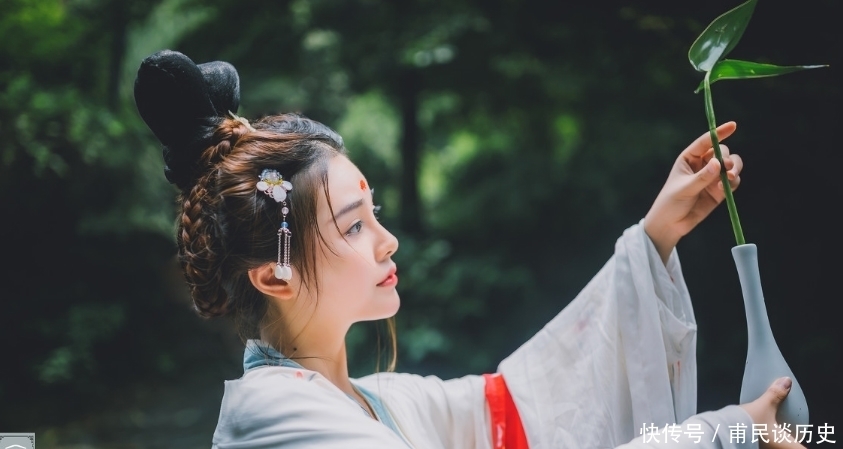 那些很普通的话,用古诗词表达就意境超美,中国文化果然博大精深!