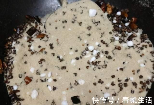 腌咸肉,牢记“一炒二压三风干”,咸肉咸香不肥腻,放得久不坏