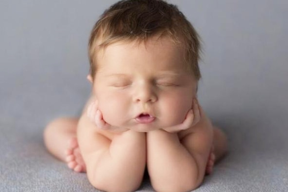 睡眠质量|睡姿千千万，让宝宝越睡越“迟钝”的睡姿，妈妈要及时纠正