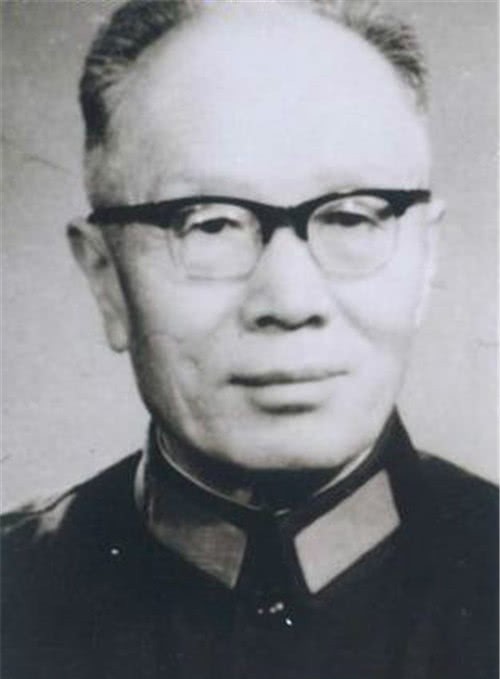 日军|他的脸被子弹击中,痊愈后对着镜子大笑:日军神枪手帮我美了容