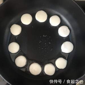 却说|甜甜蜜蜜糖油粑粑,一口下去软糯满足,老妈却说减肥谨慎食用!