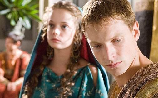 罗马|公主出轨竟被流放，群臣求情，皇帝问：谁求情谁娶她？众人哑口无言