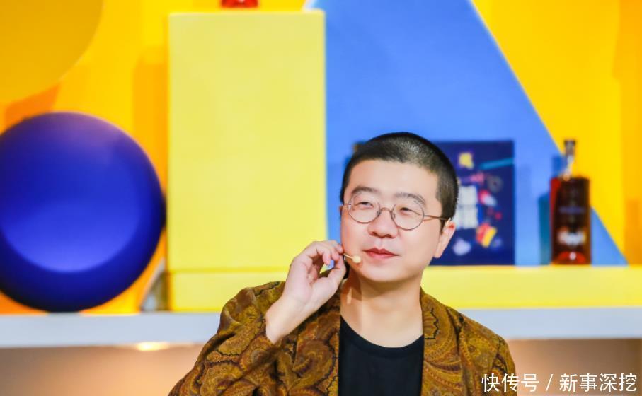 颜值|李诞跟许多明星不一样,他的走红,不靠演技颜值而靠才华