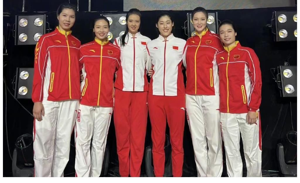 惠若琪|女排奧運(yùn)冠軍6人重組，獨(dú)缺朱婷，球迷喊話：原地出道打比賽吧！
