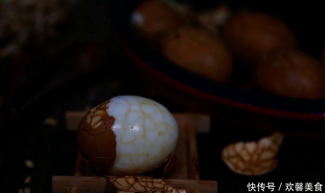 想吃茶叶蛋太简单!完美“蜘蛛网”纹路,“晃一晃”即成!