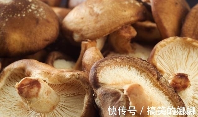 痛风|尿酸高的人,吃饭时谨记这“3吃3不吃”,痛风也会悄悄“离开”