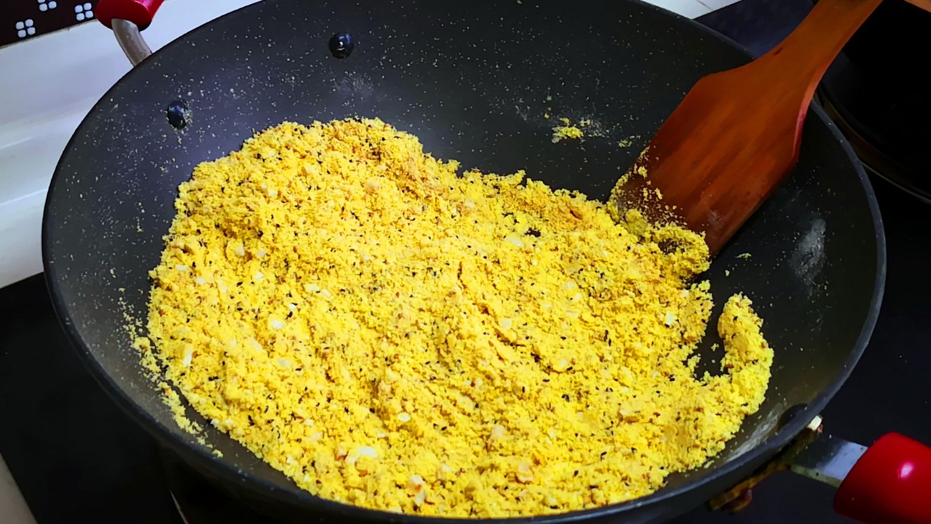 200克玉米面，直接往锅里一倒，出锅太香了，做1次吃半个月！