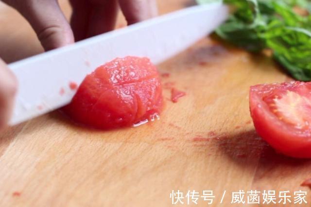 黄豆可以这么吃，口感软绵，酸甜开胃，孩子和女人最喜欢