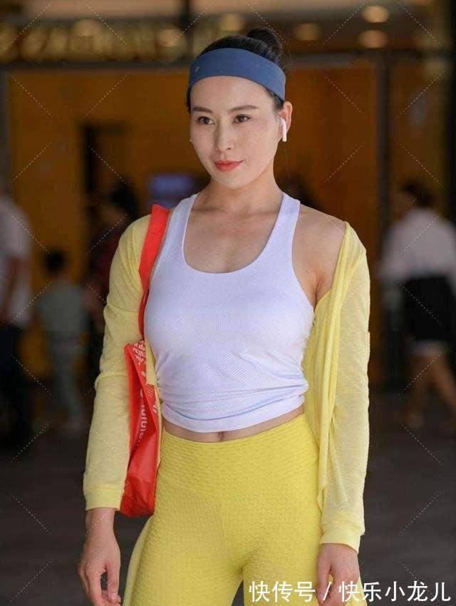 打底裤 打底裤打扮不浮夸,让你从上到下都美,穿出惊艳气质