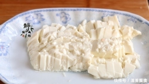 西红柿|三伏天多喝此汤,成本几块钱,酸爽开胃食欲好,出汗排毒身体棒