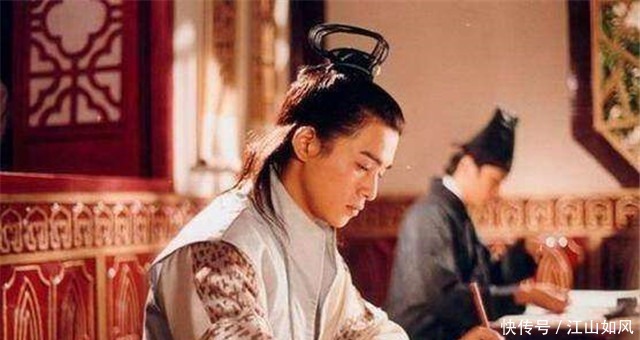 秀才出一上联,满朝官员无人能对,武则天悬赏千金,千百年无下联!