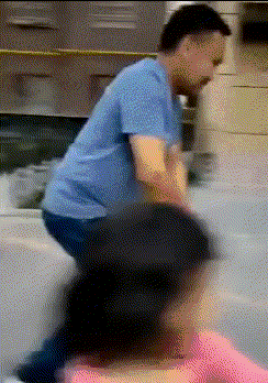 |搞笑GIF:妹子,养你有点害怕,虽然成本不算太高