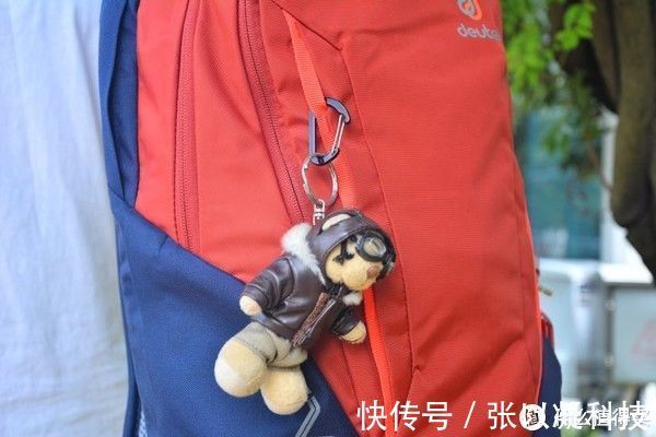 多特韦特 我的装备清单 篇十二:城市&户外全都hold的住—多特 韦特XV2背包