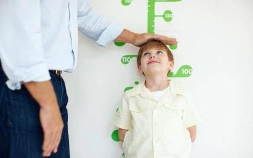 儿童|2020年儿童身高对照表,7岁1米2合格,你家孩子达标了吗