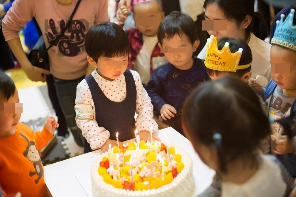 阳历|孩子生日以农历为准，还是阳历？家长别吵吵了，看看这两个最优解