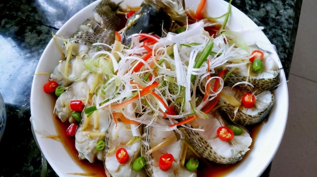 快过年了，教你“富贵开屏鱼”做法，造型美观，招待客人倍有面