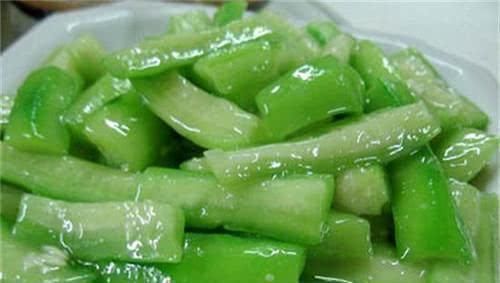 维生素b|常吃丝瓜的人,健康不会远离你,但有1大禁忌,早知早受益