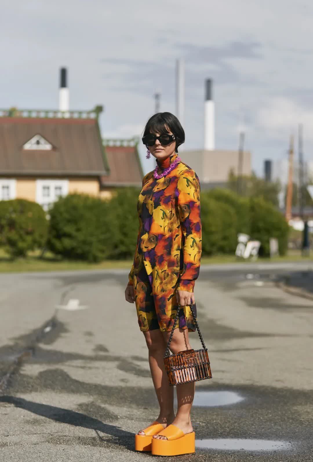 yeezy|目测增高10cm 的凉鞋你不馋吗?