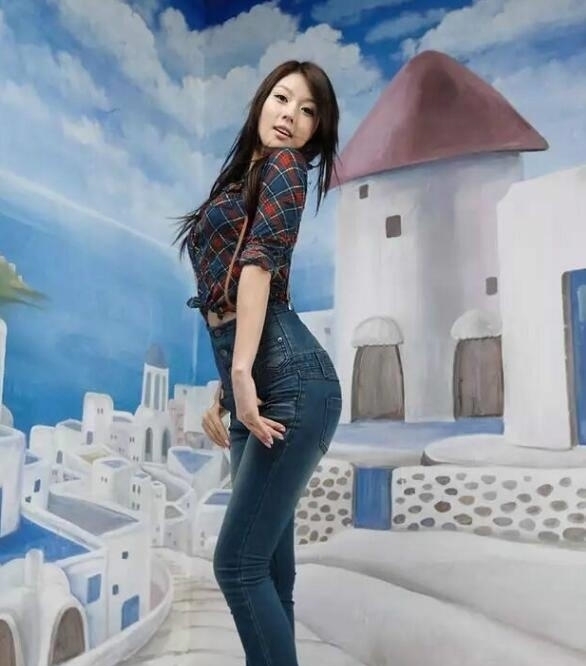 气质|很有韵味的牛仔裤美女,身姿曼妙丰盈,特别吸引人