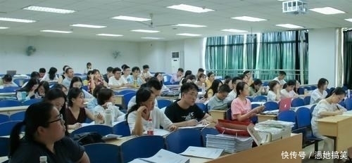 2021年安徽省定向选调300人，诚意满满，本科生就有十个省直名额