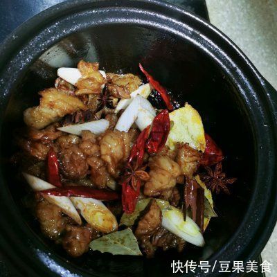 冲天|想要吃得健康,还是得吃#牛气冲天#西红柿土豆炖牛腩