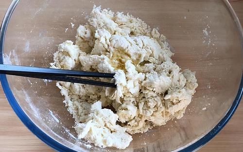  天凉爱|天凉爱上吃烙馍，不用一滴油，皮薄劲道，做法简单，想吃啥随便包