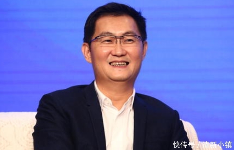 反超|微信终于被反超!中国新社交巨头逆势崛起,连续30天霸榜第一名