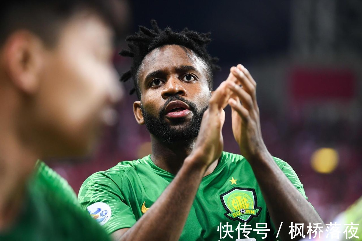 一人|中超新巴坎布终于苏醒！热身赛一人造两球，效率打出来了！
