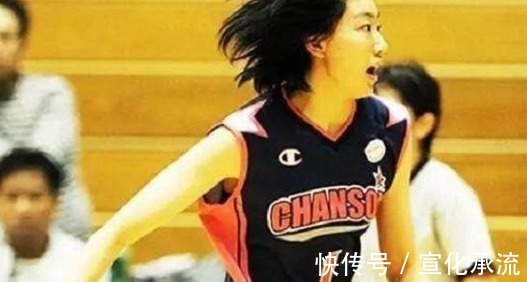 日本女篮|女篮李明阳在养病期间，借病加入日本国籍引争议，让国家队寒心