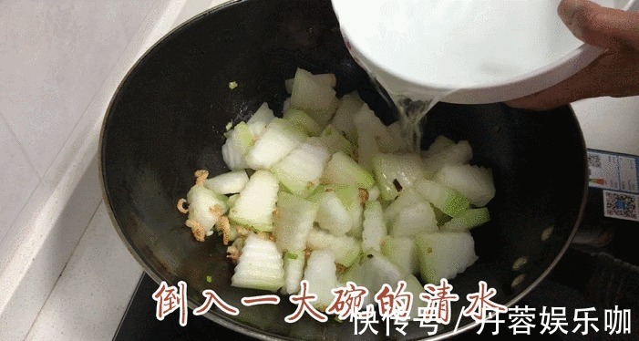 蟹味菇|比肉汤好喝的冬瓜虾米汤怎么做，鲜香味美不油腻，连吃三天也不腻