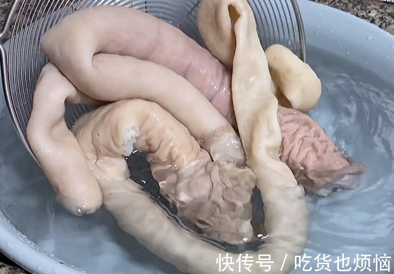 猪大肠|大厨30年卤肥肠配方,掌握关键的这一步,咬一口,汁香味浓满嘴香