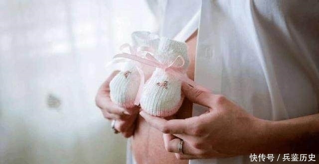 化妆|孕妇怀孕依然化浓妆结果宝宝畸形,你还孕期化妆吗?