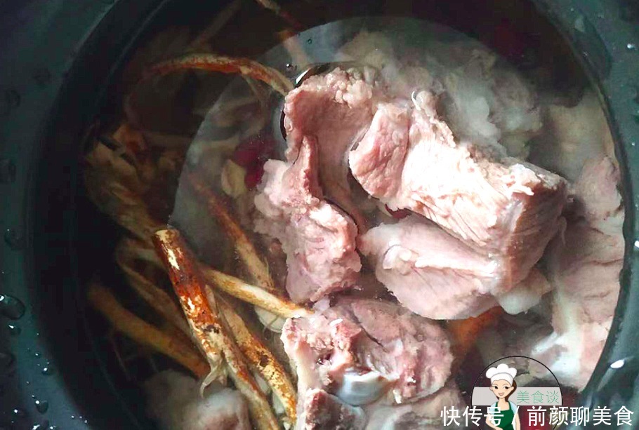 谷雨前后湿气重,此“祛湿汤”常给家人喝,鲜香甘甜,对身体有益