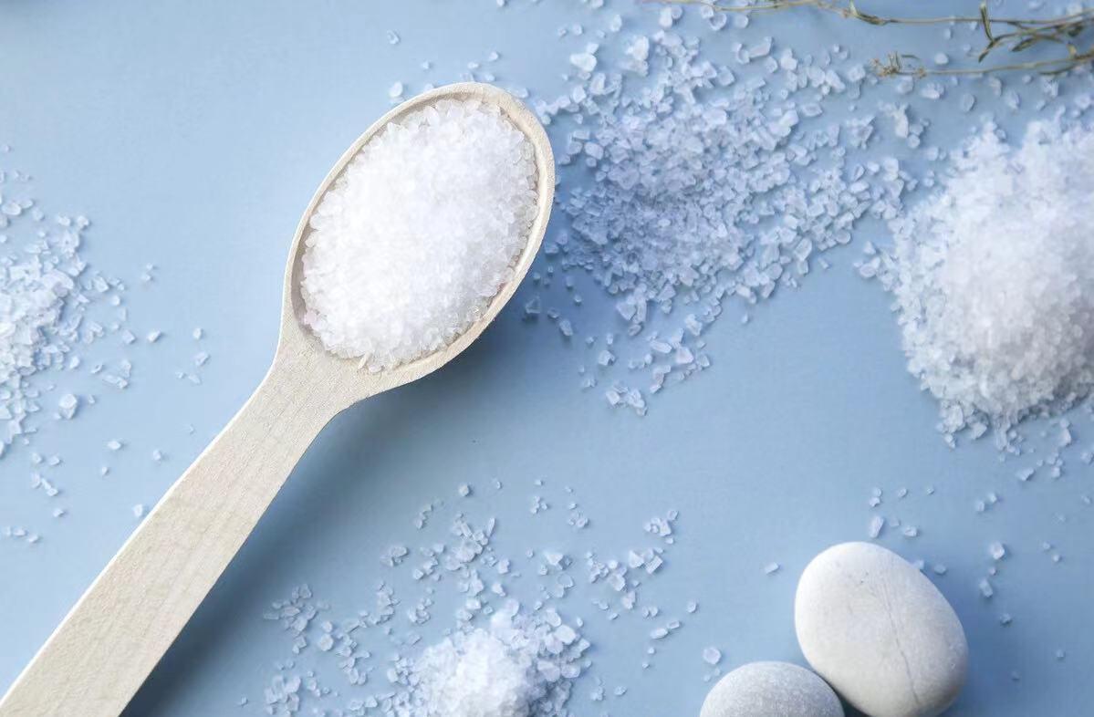 咖啡因|宝宝3岁前,别碰那些有“风险”的食物,全家人都得知道