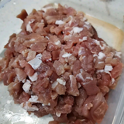 肉丁辣椒拌面酱