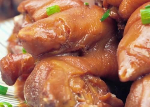 想吃|分享红焖猪蹄的美味做法,软烂入味,鲜香营养,吃了一次还想吃