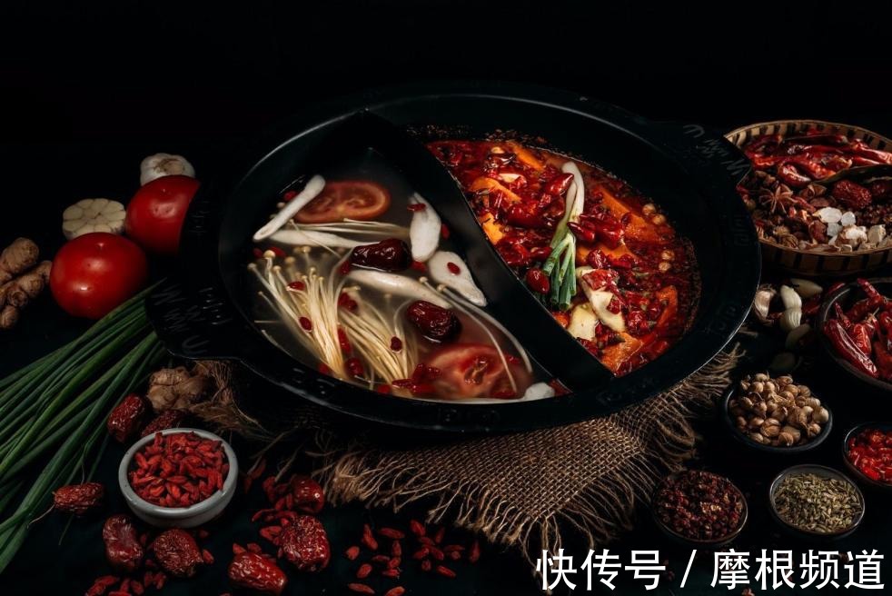 张勇|海底捞股价暴跌后,创始人张勇讲了段相声,公关团队集体血压升高