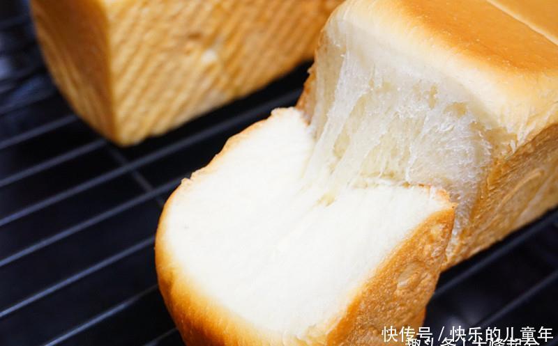 低糖酵母|自己做的吐司不拉丝不柔软?那是你没掌握诀窍!教你一个完美配方