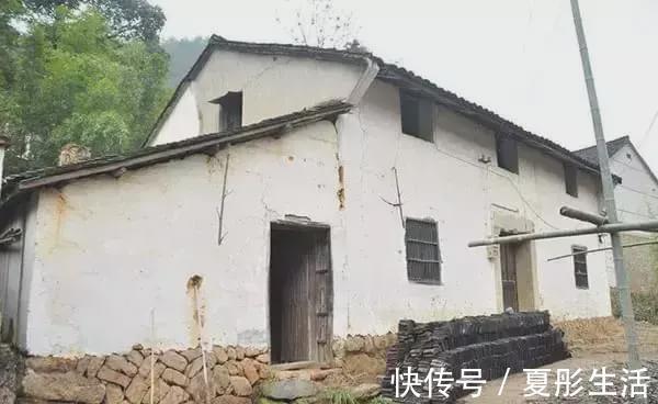改造|农村370㎡破旧祖屋改造豪华大别墅,村民纷纷踏破门槛来参观