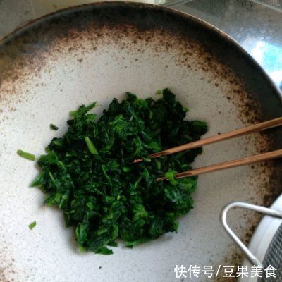 吸水纸|适合全家的菠菜拌豆腐，老人小孩都爱吃