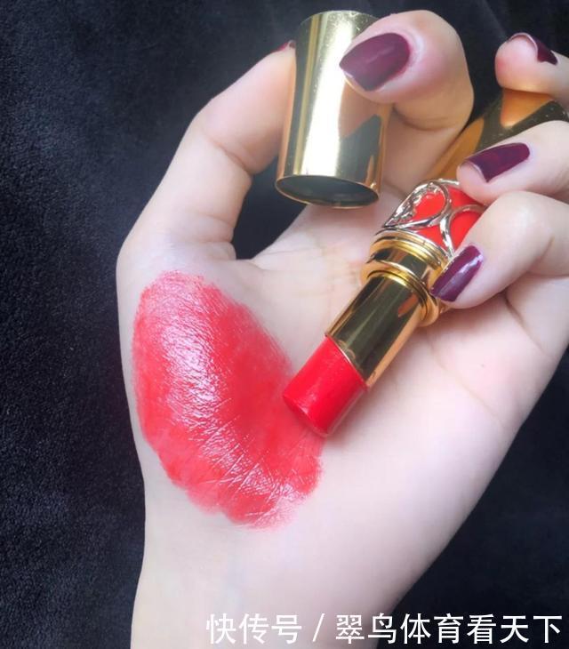 上唇|这些爆款口红求求你们不要买！真心不好用~