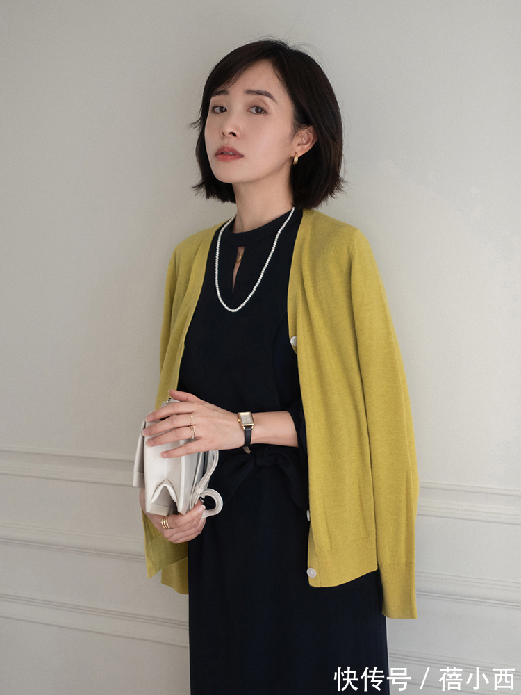 品位|chic!简约!百搭!真正有品位的女人,早秋衣橱里必备“针织衫”