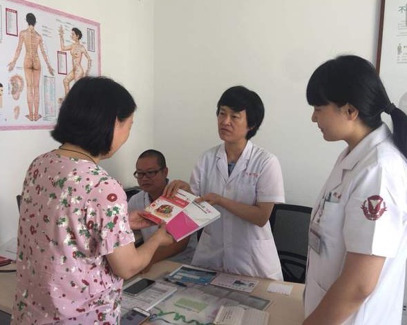 维生素c|45岁是女人更年期的一道坎建议3种维生素可以帮你缓解