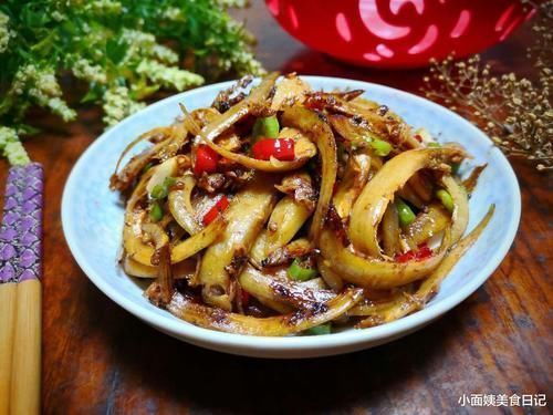 秋天，吃肉不如吃它，少吃猪肉多吃它，比肉营养，鱼干了孩子也爱吃