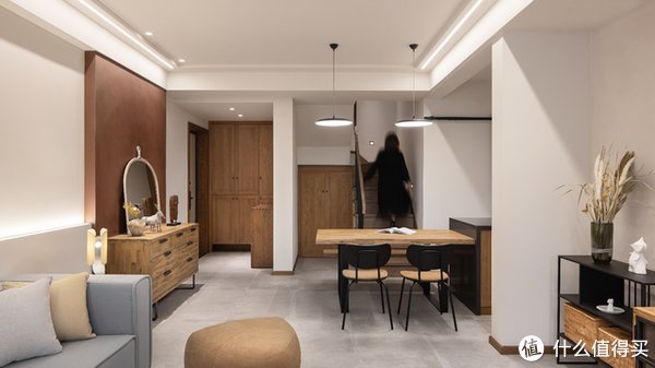 夫妻|广州夫妻的新家火了,全屋侘寂风,融合简约美,简单却有高级感