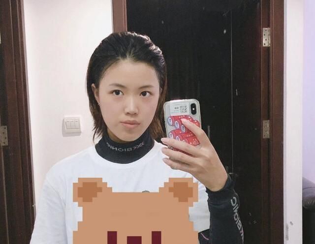 德云社|杨倩揭秘:想去看德云社欣赏孟鹤堂,已吃到油焖大虾想吃糖醋排骨