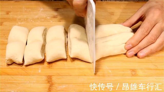 面粉|家里有红薯的试试这样做，上锅一蒸，蓬松暄软，比面包还好吃