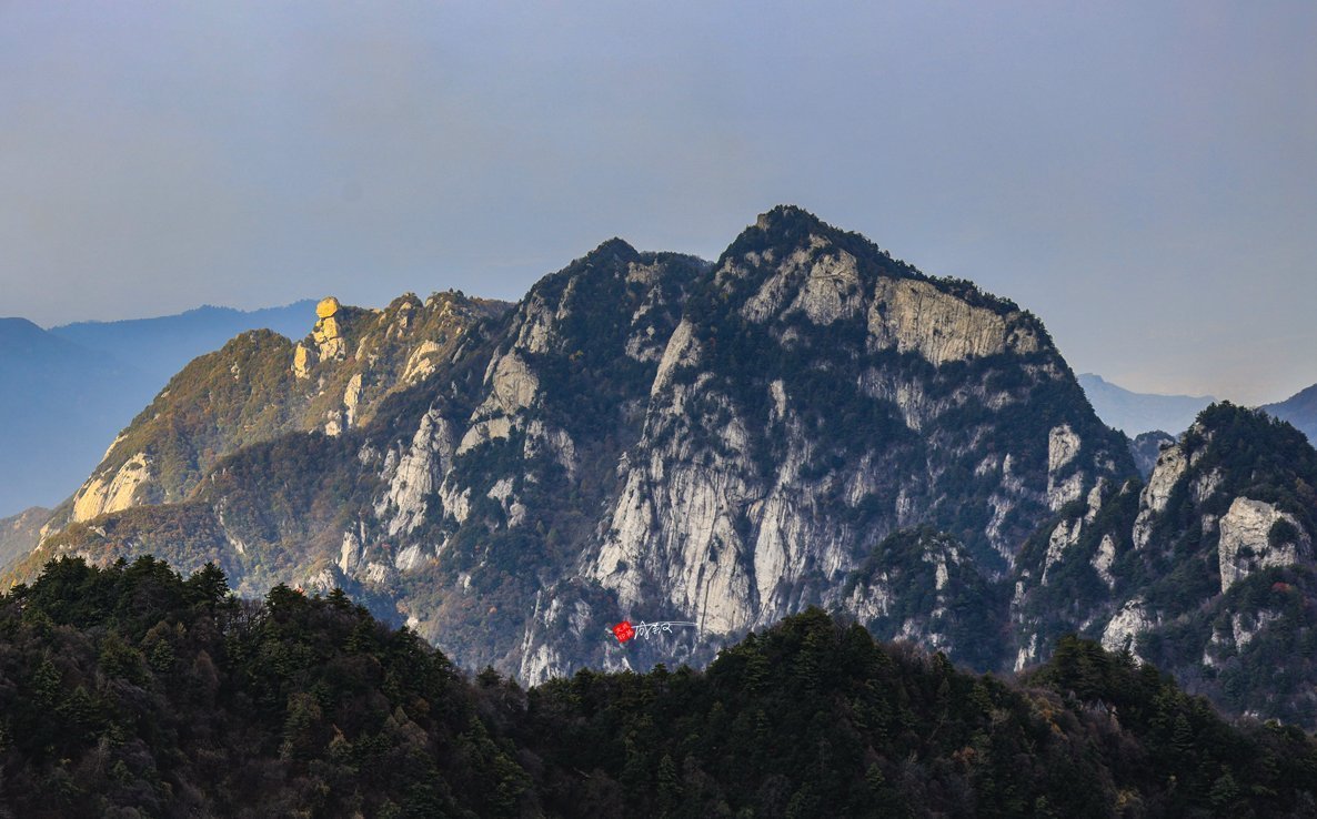 铁顶太兴山，号称终南第一峰险过华山，我用七个小时带你走完全程