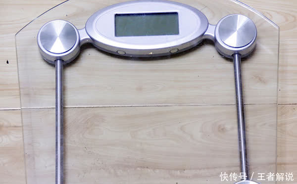 女人过了50岁,体重应该保持多少合适?标准已出,胖瘦一看便知