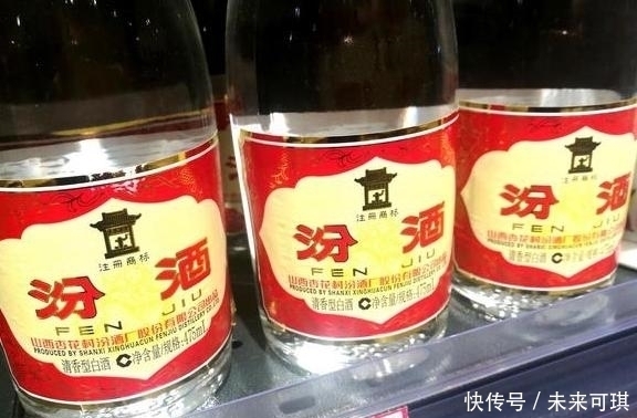 粮食|超市里的4种白酒,因太便宜无人问津,其实都是纯粮食酿的好酒